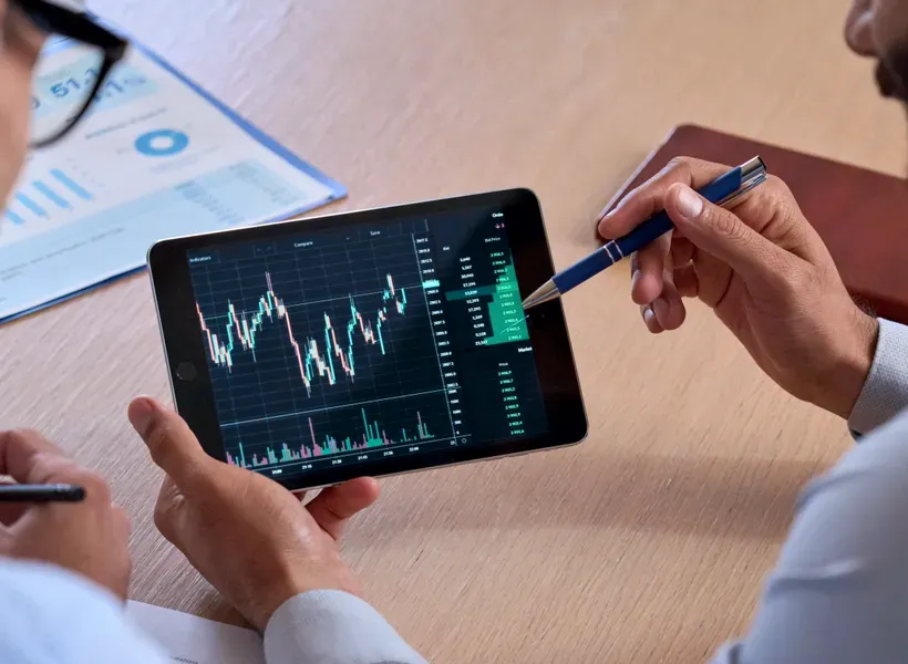 Crescer Calyron estratégia ativos digitais